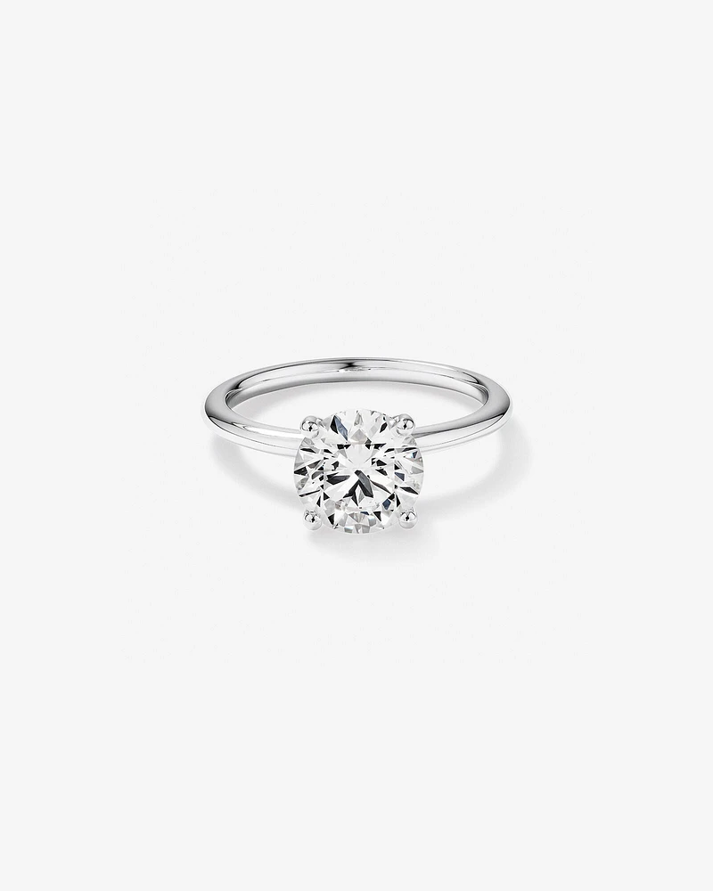 Bague De Fiançailles Solitaire En Diamant De Laboratoire Rond Brillant De 2 Carats Poids Total En Or Blanc 14 Carats