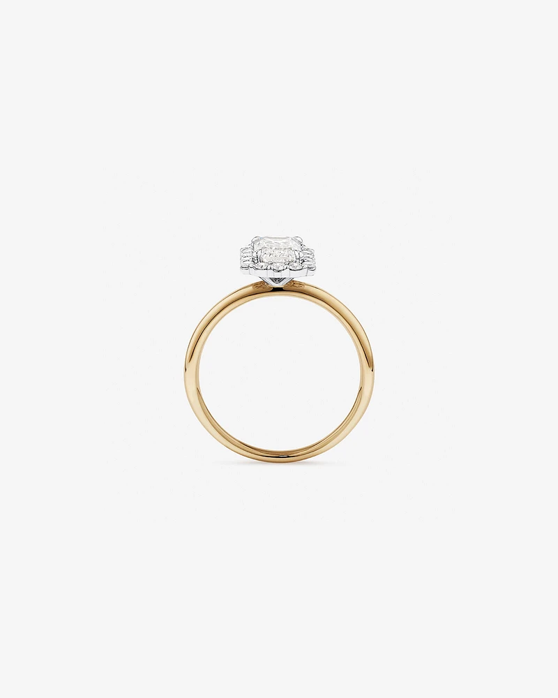 Bague De Fiançailles Halo En Diamant De Laboratoire Taille Émeraude De 1,46 Carat Poids Total En Or Jaune Et Blanc 14 Carats