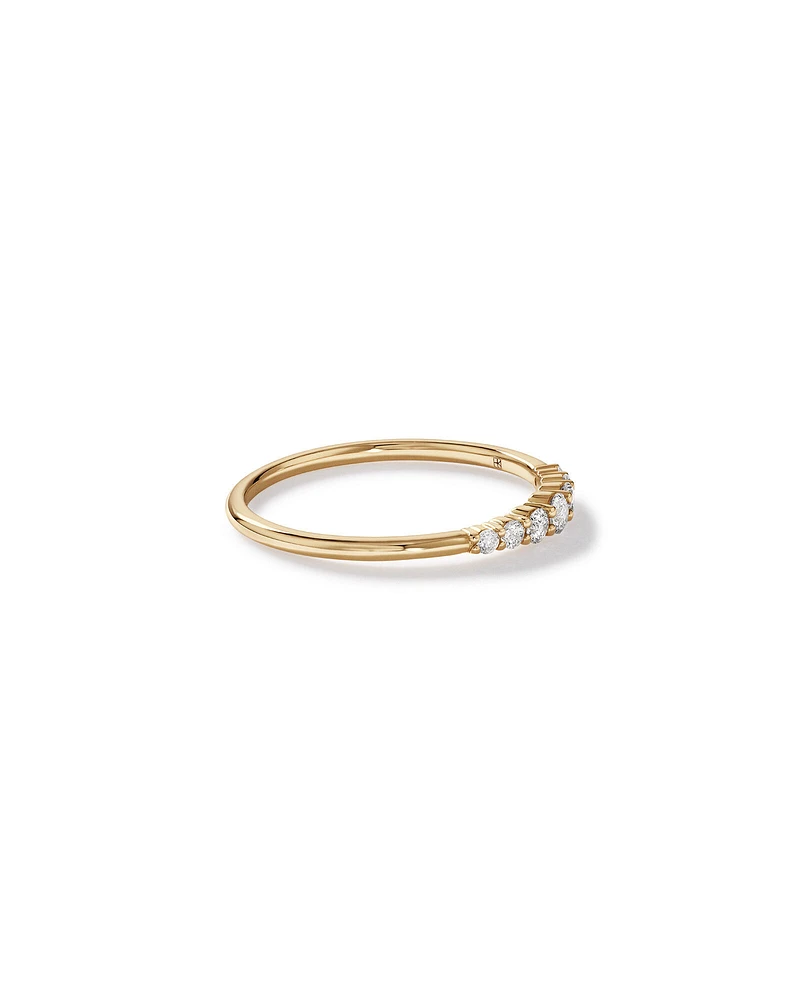 0.20 Carat TW Round Brilliant Graduated Diamond Ring in 10kt Yellow Gold