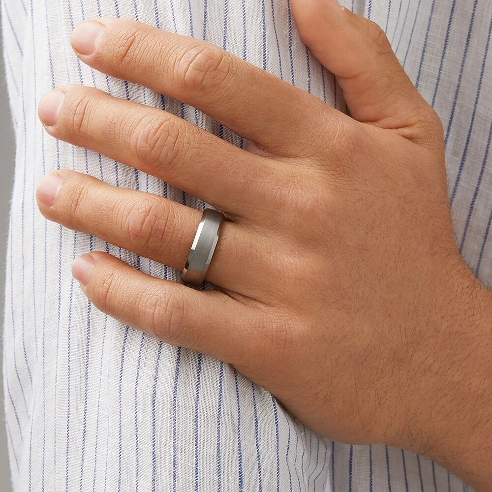 Bague en tungstène de saphir gris pour homme