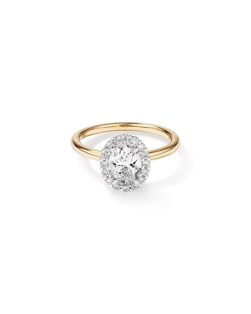 Bague De Fiançailles Halo En Diamant De Laboratoire Taille Ovale De 1,46 Carat Poids Total En Or Jaune Et Blanc 14 Carats