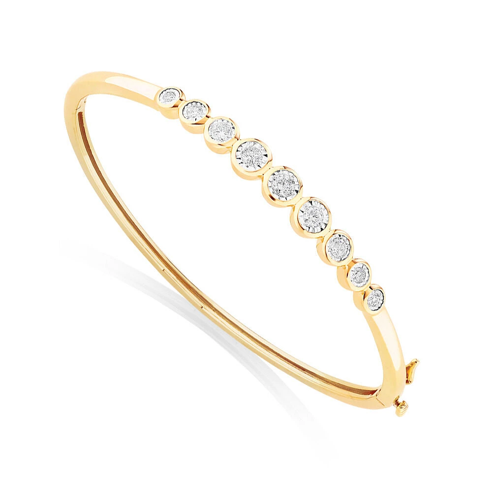 Bangle with 0.50 Carat TW of Diamonds in 10kt Yellow Gold