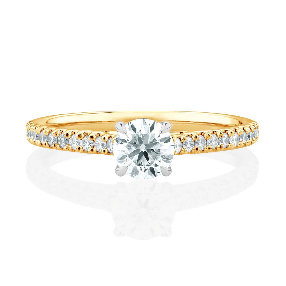 Bague de fiançailles en or blanc 14 K avec diamants totalisant 0,78 ct