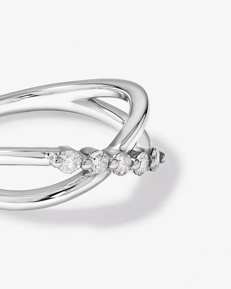 0.20 Carat TW Round Brilliant Diamond Crossover Ring in Sterling Silver
