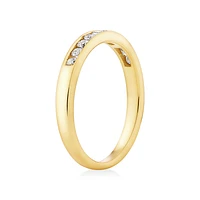 Wedding Ring with 0.25 Carat TW of Diamonds in 18kt Yellow Gold