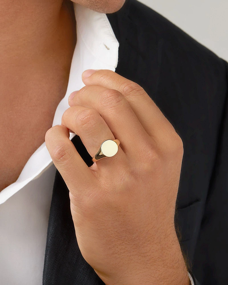 Round Signet Ring in 10kt Yellow Gold