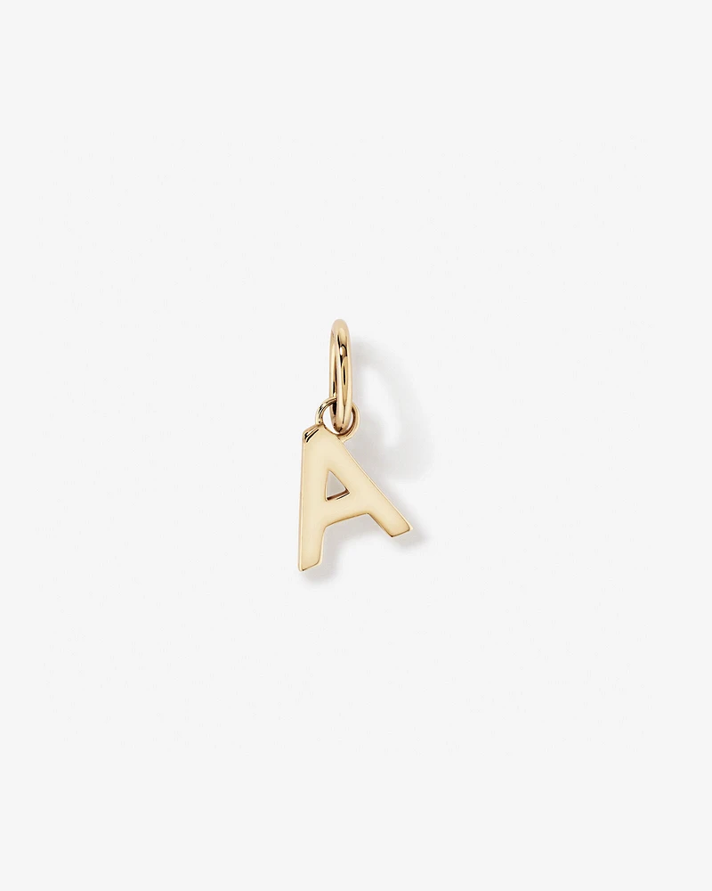 Letter Q Initial Pendant in 10kt Yellow Gold