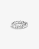 3,15 carats TW bague éternité avec diamants ovales cultivés en laboratoire en or blanc 14kt.