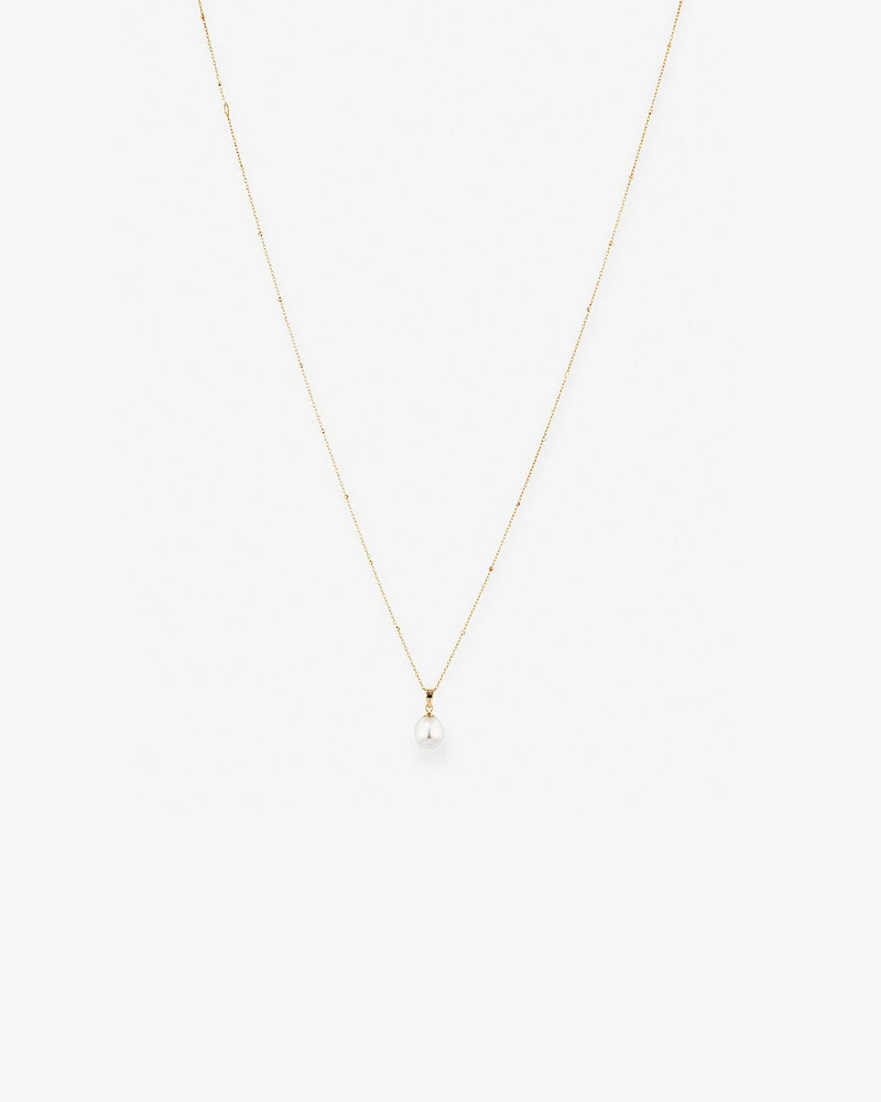 Pendant with Cultured Freshwater Pearl in 10kt Yellow Gold