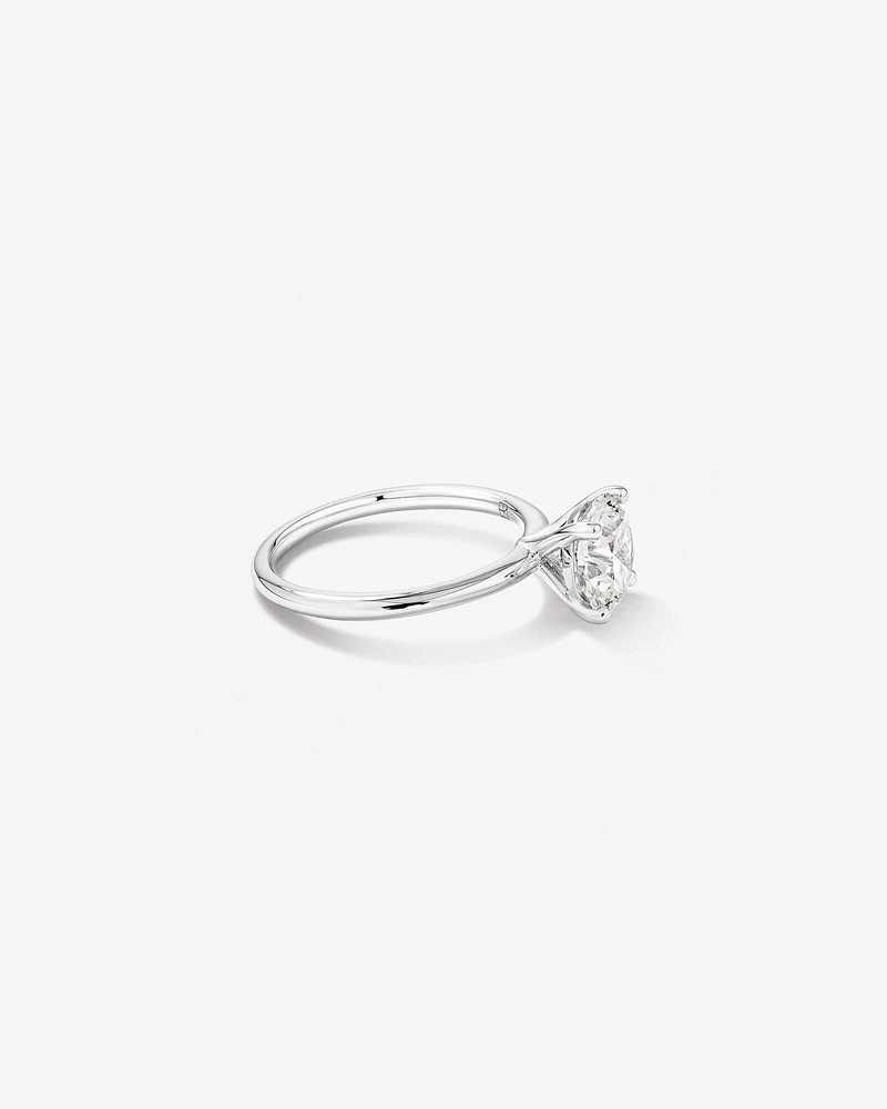 Bague De Fiançailles Solitaire En Diamant De Laboratoire Rond Brillant De 2 Carats Poids Total En Or Blanc 14 Carats