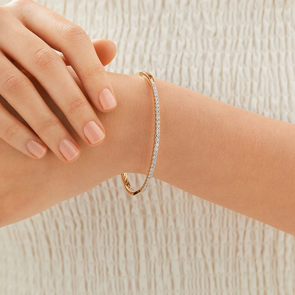 Bangle With 1 Carat TW Of Diamonds In 10kt Yellow Gold