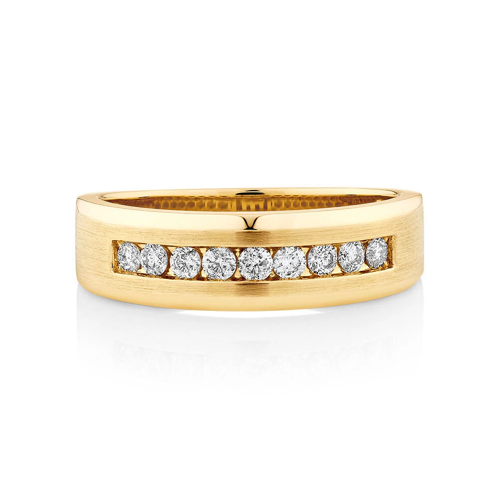 Men's Ring with Carat TW of Diamonds in 10kt Yellow Gold