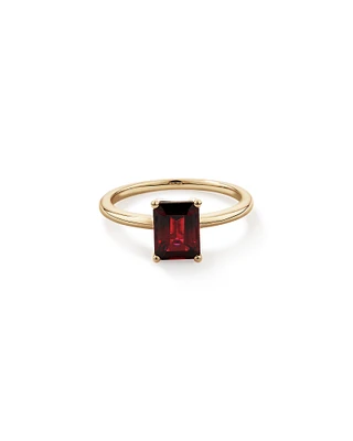 Emerald Cut Red Garnet Gemstone Solitaire Ring in 10kt Yellow Gold