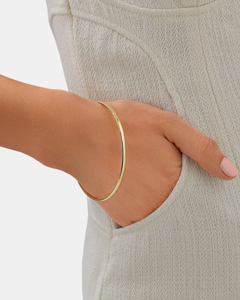 Bangle in 10kt Yellow Gold