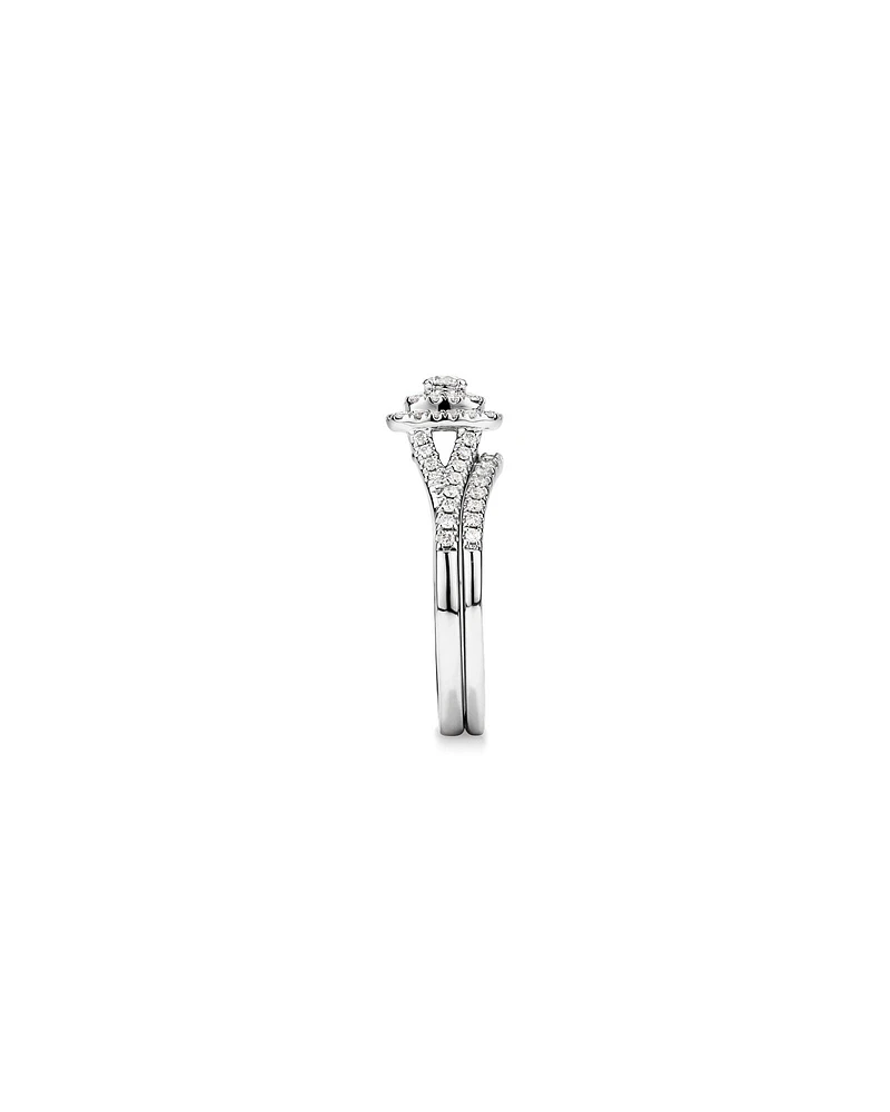 Bridal Set with 0.60 Carat TW of Diamonds in 14kt White Gold