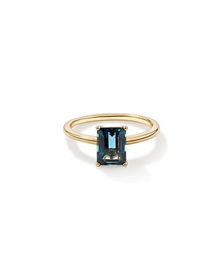 Bague Solitaire Avec Topaze Bleue De Londres Taille Émeraude En Or Jaune 10 Ct