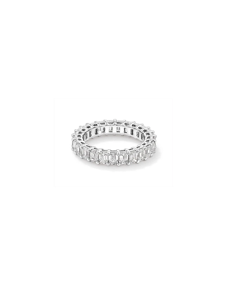 3,50 carats TW bague éternité avec diamants émeraude cultivés en laboratoire en or blanc 14kt.