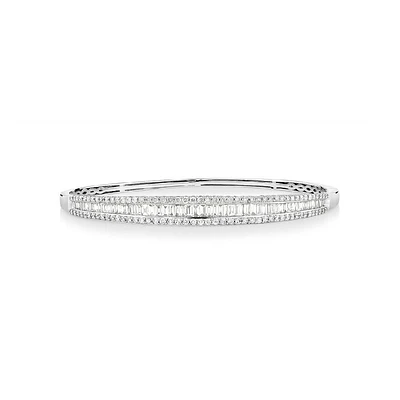 Hinged bangle with 2 Carat TW of Diamonds in 14kt White Gold