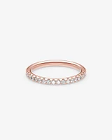 Alliance en or blanc 14 K avec diamants totalisant 0,34 ct