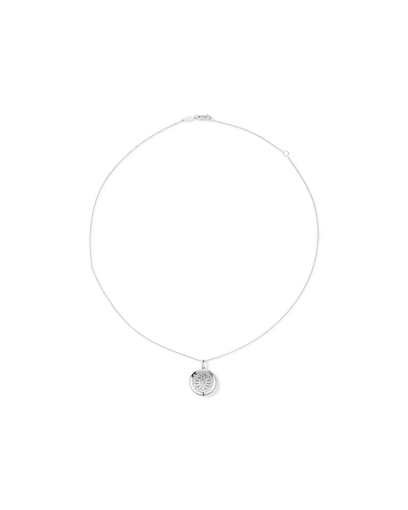 Médaillon rond gravé en argent sterling avec accent de diamant accompagné d'une chaîne