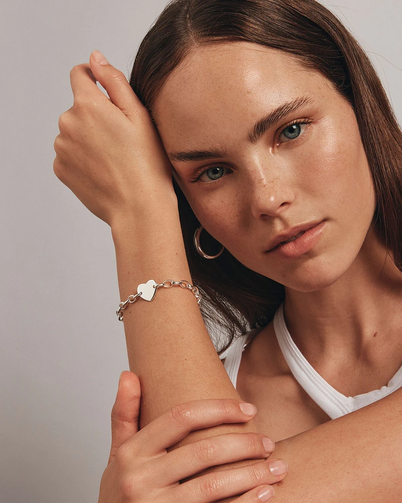 Heart Disc Oval Belcher Bracelet in Sterling Silver