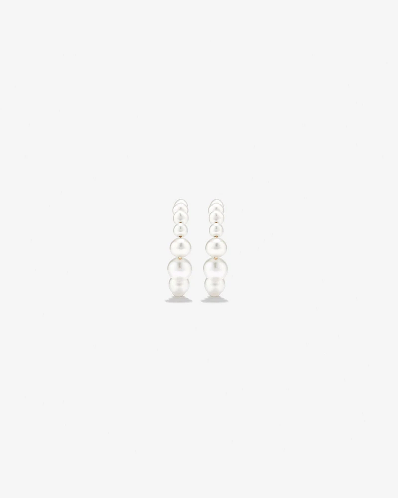 Huggie Earrings with Cultured Freshwater Pearls in 10kt Yellow Gold