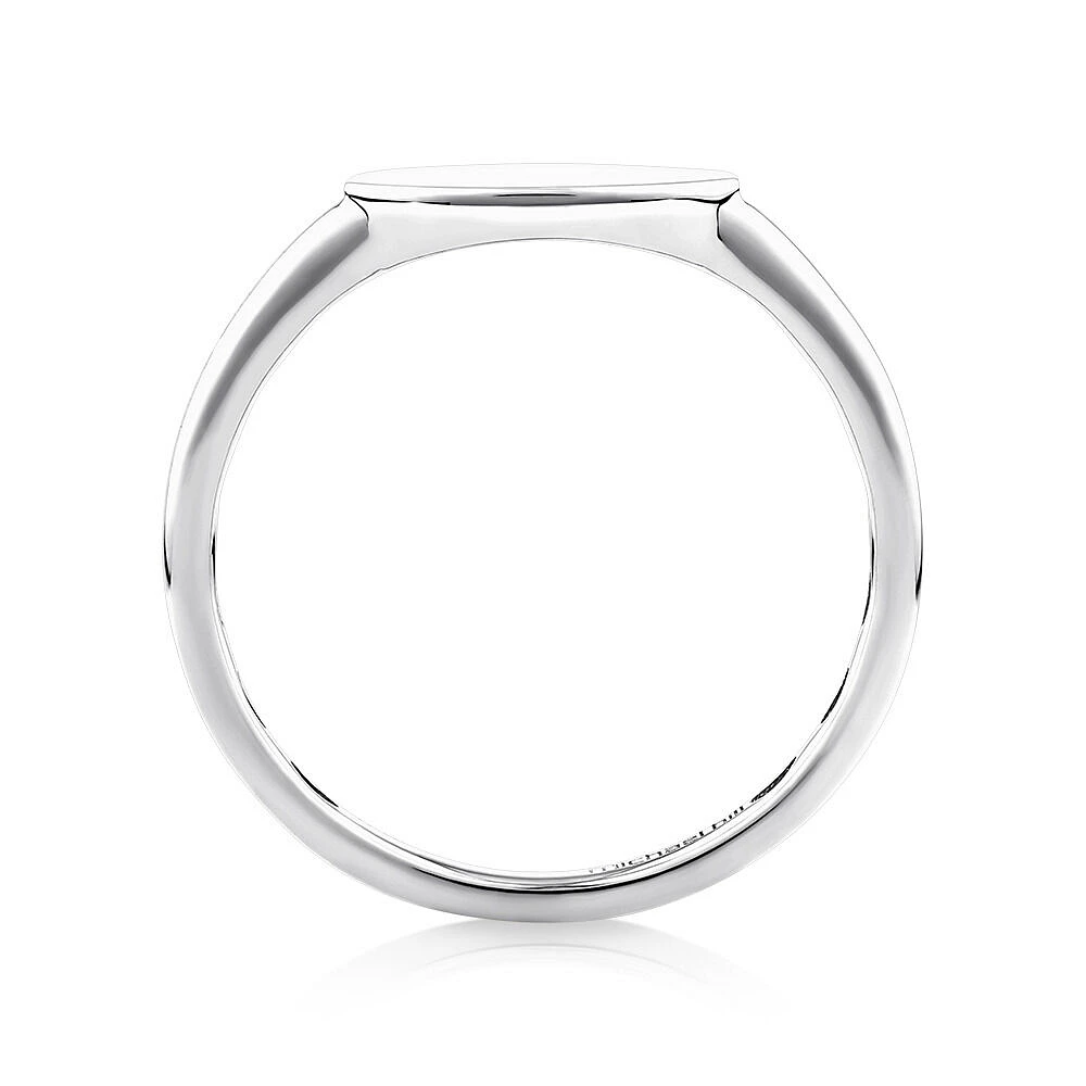 Oval Signet Ring in Sterling Silver