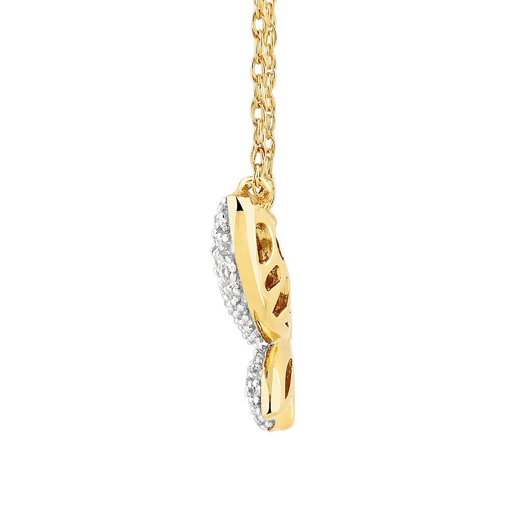 Butterfly Pendant with 0.20 Carat TW Diamonds in 10kt Yellow Gold