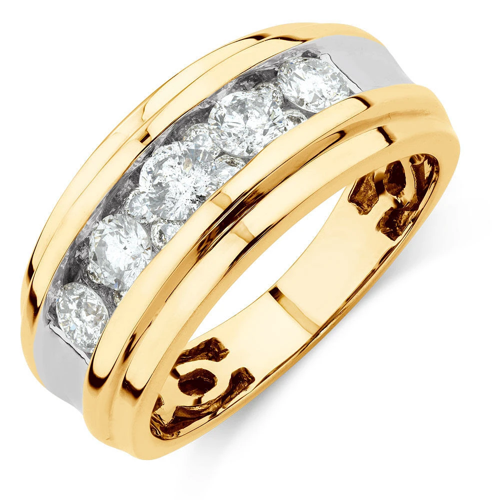 Men's Ring with 1 1/4 Carat TW of Diamonds in 14kt Yellow Gold