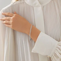 Bracelet de tennis en diamants baguette de 3,37 carats TW en or blanc 14 ct