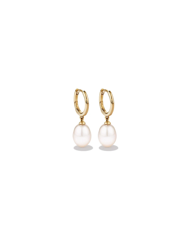 Hoop Earrings with Cultured Freshwater Pearls in 10kt Yellow Gold