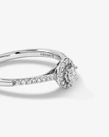 Bague de fiançailles en or blanc 10 K avec diamants totalisant 0,20 ct