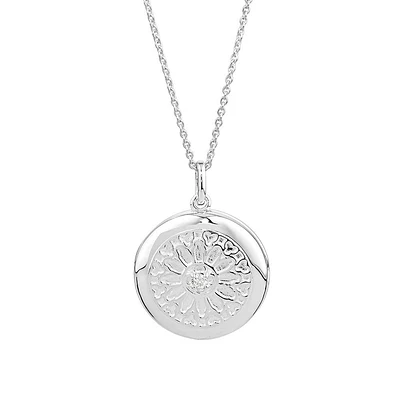 Médaillon rond gravé en argent sterling avec accent de diamant accompagné d'une chaîne