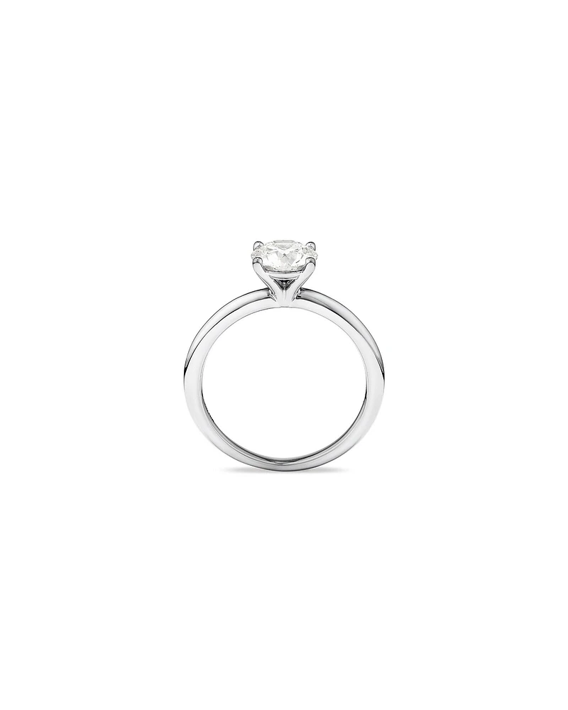 Bague de fiançailles solitaire avec 1,25 carat de diamant cultivé en laboratoire en or blanc 18 carats.