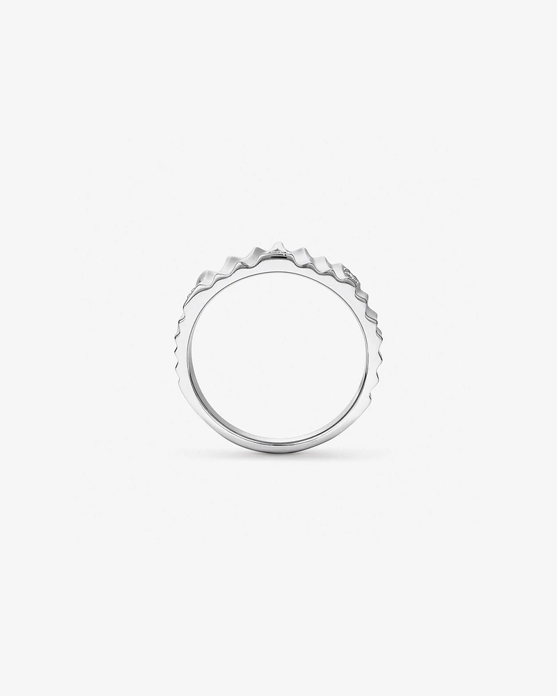 Cubic Zirconia Tapered Chunky Rib Ring in Sterling Silver