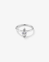 Bague de fiançailles solitaire avec un diamant cultivé en laboratoire de 1,25 carat au total, en or blanc 14 carats.