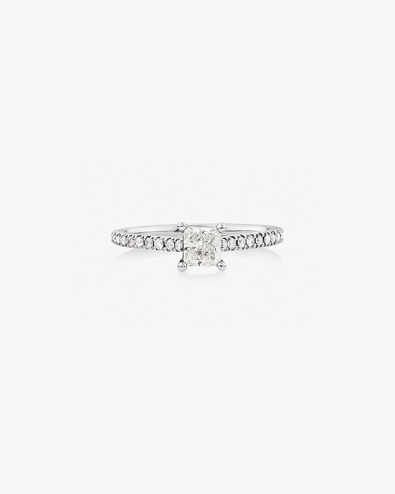 Bague de fiançailles en or blanc 14 K avec diamants totalisant 0,78 ct