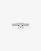 Bague de fiançailles en or blanc 14 K avec diamants totalisant 1,25 ct