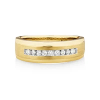 Bague en or jaune 10 K avec diamants totalisant 0,15 ct