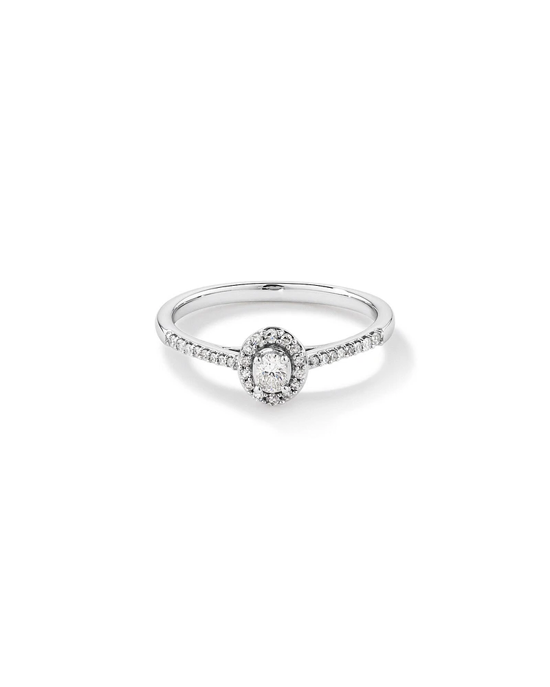 Bague de fiançailles en or blanc 10 K avec diamants totalisant 0,20 ct