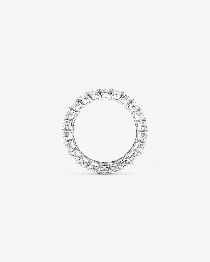 3,15 carats TW bague éternité avec diamants ovales cultivés en laboratoire en or blanc 14kt.