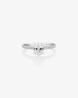 Bague de fiançailles en or blanc 14 K avec solitaire ovale et diamants totalisant 1,12 ct