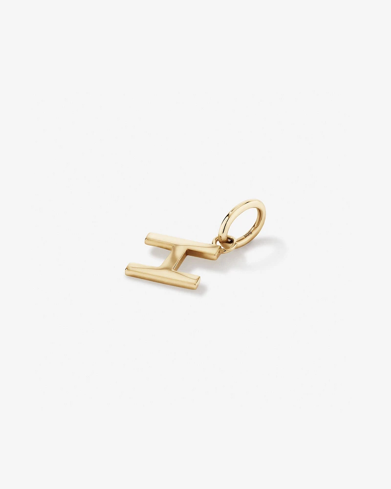 Letter Q Initial Pendant in 10kt Yellow Gold