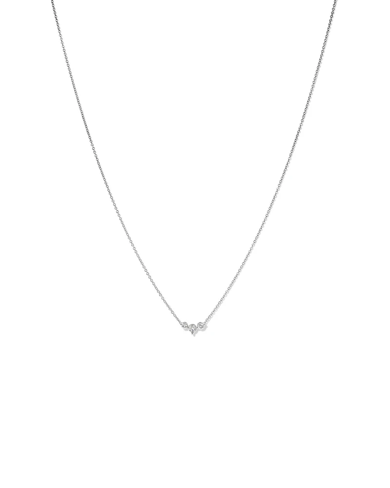 Collier avec 0,25 carat TW de diamants en or blanc 18 kt