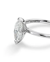 Bague de fiançailles solitaire avec un diamant cultivé en laboratoire de 1,25 carat au total, en or blanc 14 carats.