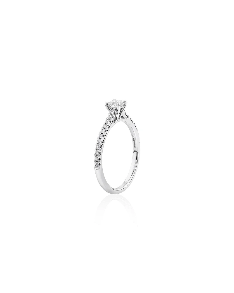 Bague de fiançailles en or blanc 14 K avec diamants totalisant 0,50 ct