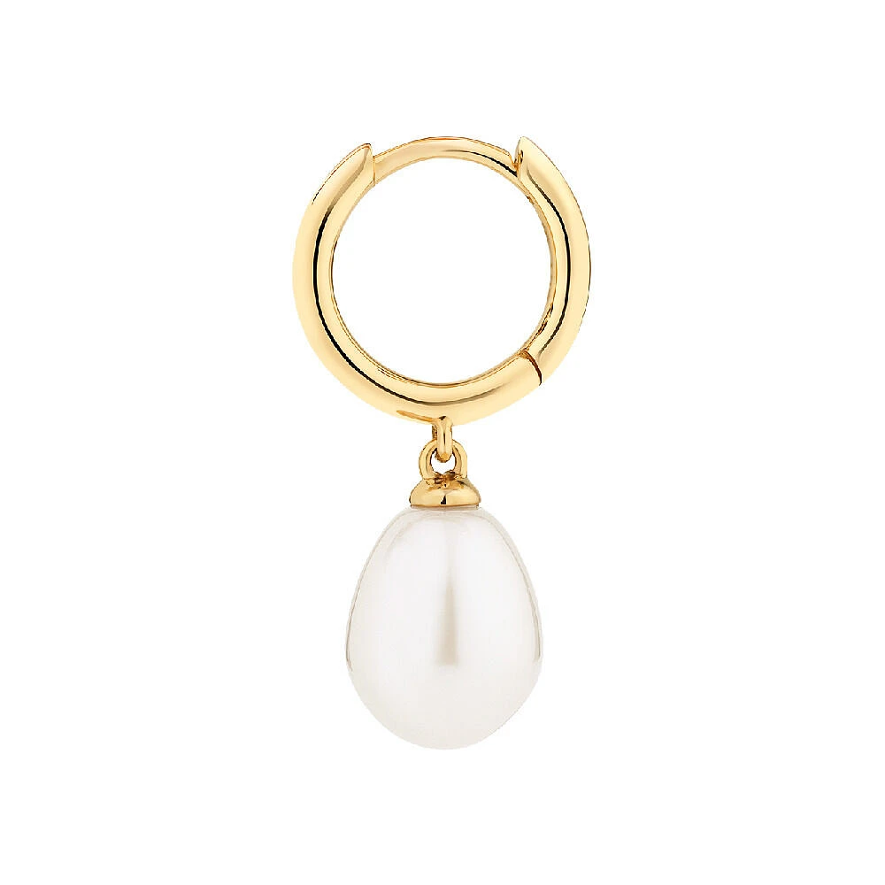 Hoop Earrings with Cultured Freshwater Pearls in 10kt Yellow Gold