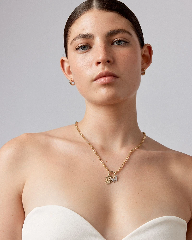 Letter Q Initial Pendant in 10kt Yellow Gold