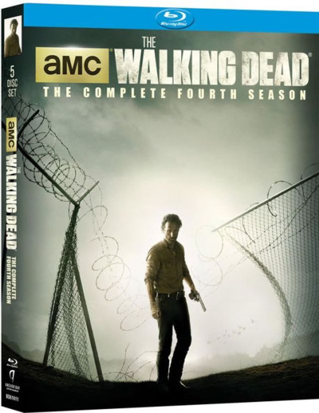 Barnes and Noble The Walking Dead: Fourth Season | The Summit