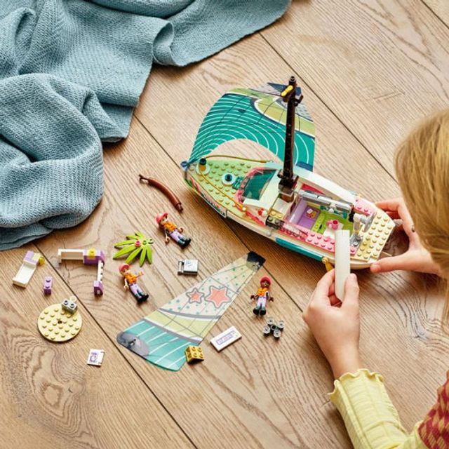 LEGO Friends Stephanie's Sailing Adventure 41716